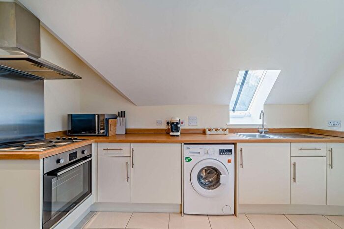 1 Bedroom Flat For Sale In Chequers, West End, Northleach, Cheltenham, GL54