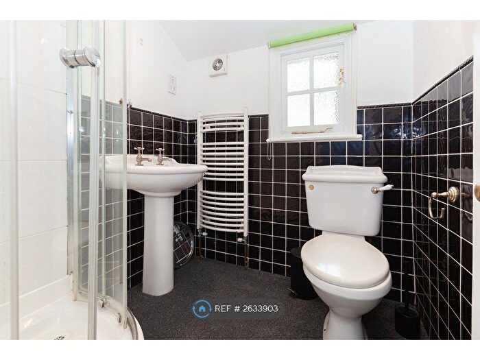 5 Bedroom Terraced House To Rent In Temple Street, Oxford, OX4