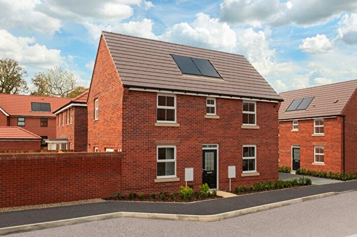 3 Bedroom Detached House For Sale In Henley Gate, Ipswich, IP1