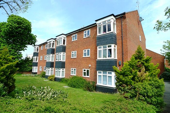 2 Bedroom Flat To Rent In Taylors Close, Sidcup, DA14