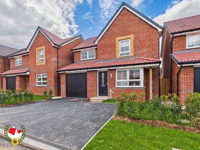 3 Bedroom Detached House To Rent In Noakes Road, Winnycroft, GL4