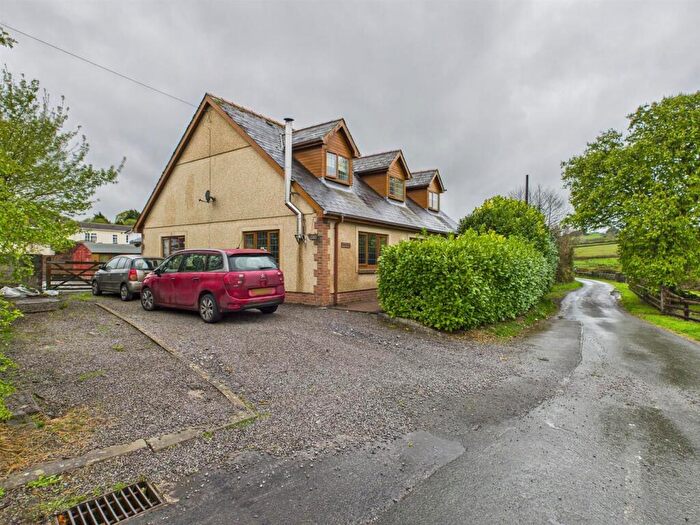 4 Bedroom Detached Bungalow For Sale In Carmel, Llanelli, SA14