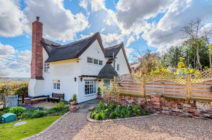 4 Bedroom Detached House For Sale In Breakmoor Hill, Middleton, Sudbury, Essex, CO10