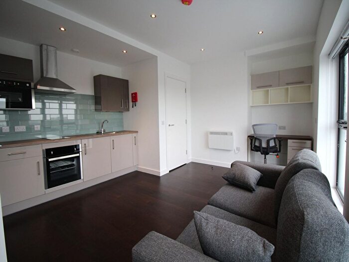 1 Bedroom Flat To Rent In Apt, Piccadilly Residence #, YO1