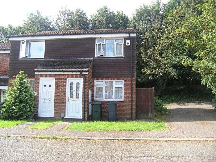 2 Bedroom End Of Terrace House To Rent In Arden Drive, Ashford, TN24
