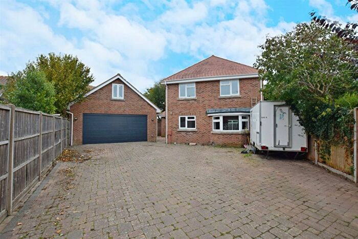 5 Bedroom Detached House To Rent In Park Road, Yapton, Arundel, West Sussex, BN18