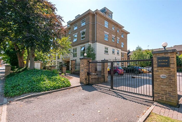 2 Bedroom Flat To Rent In Manor Lodge, Willesden Lane, London, NW2
