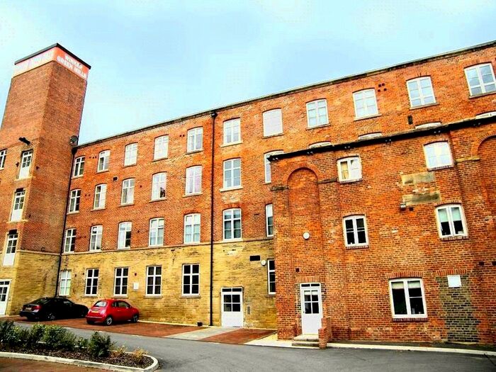 1 Bedroom Apartment To Rent In Winker Green Lodge, Eyres Mill Side, Leeds, West Yorkshire, LS12