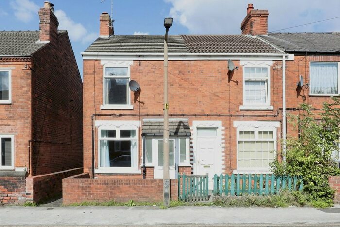 3 Bedroom End Of Terrace House To Rent In Silverdales, Dinnington, Sheffield, South Yorkshire, S25