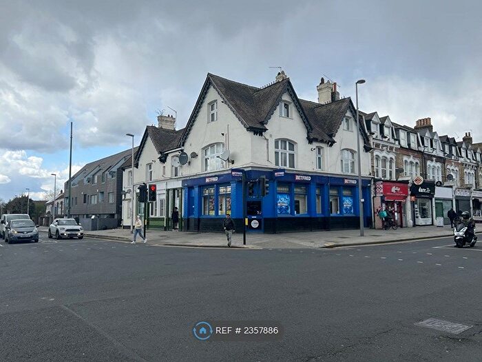 1 Bedroom Flat To Rent In All Season, London, E11