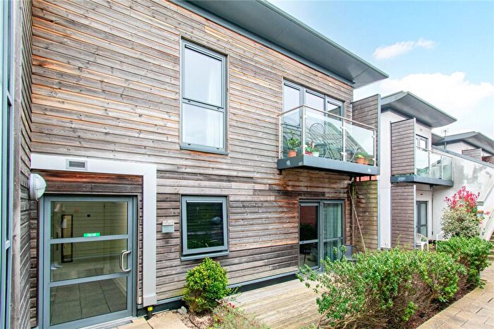 1 Bedroom Apartment For Sale In Park Way, Newbury, RG14