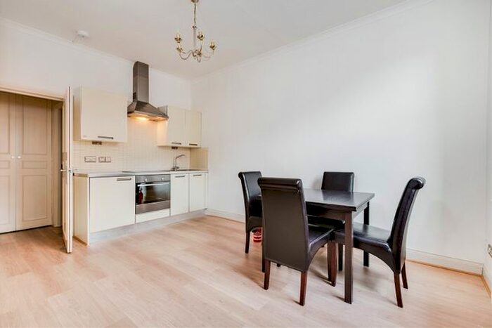 1 Bedroom Flat To Rent In Egerton Gardens, Knightsbridge, SW3