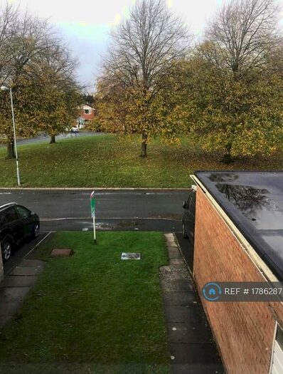 3 Bedroom Terraced House To Rent In Paddock Garden, Bristol, BS14