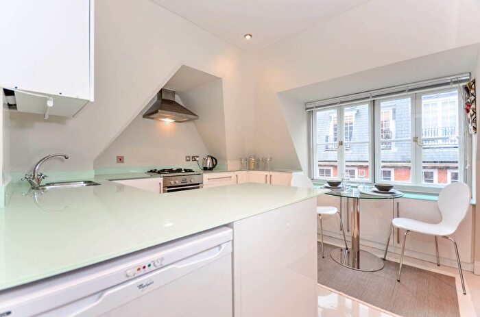 2 Bedroom Flat For Sale In Kensington High Street, Kensington, London, W8