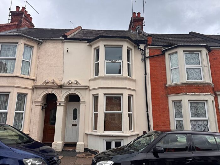 3 Bedroom Terraced House To Rent In Whitworth Road, Northampton, NN1