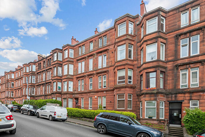 2 Bedroom Flat For Sale In / Thornwood Avenue, Thornwood, Glasgow, G11