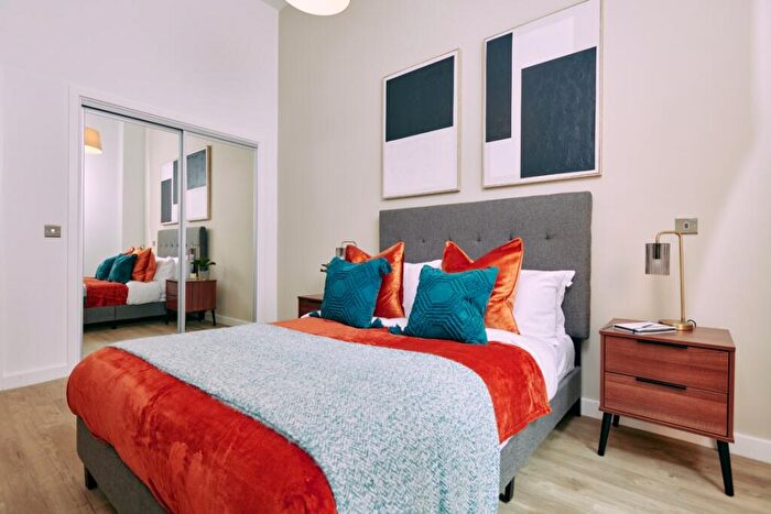 1 Bedroom Apartment To Rent In Gilders Yard, Birmingham Birmingham, B18