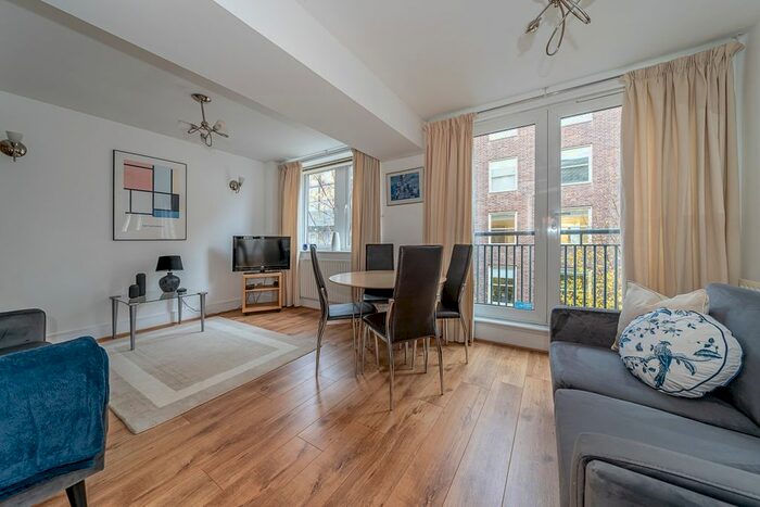 2 Bedroom Flat To Rent In Vincent Square, London, SW1P