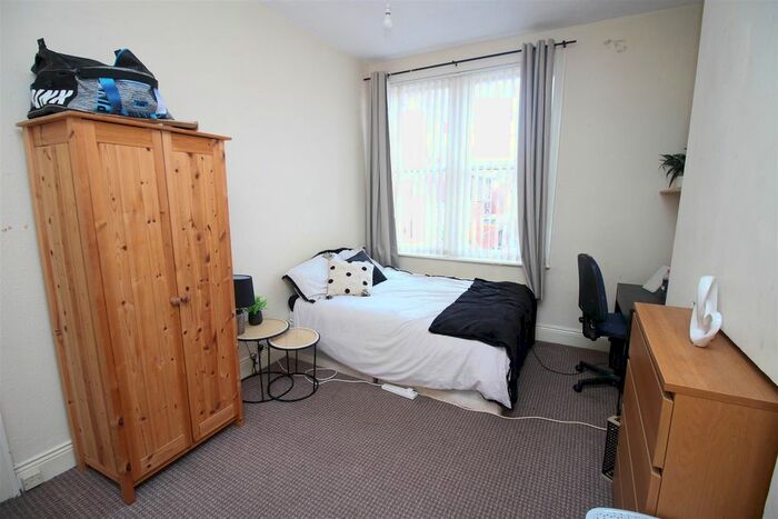 5 Bedroom Terraced House To Rent In Ripon Gardens, Jesmond Vale, Newcastle Upon Tyne, NE2