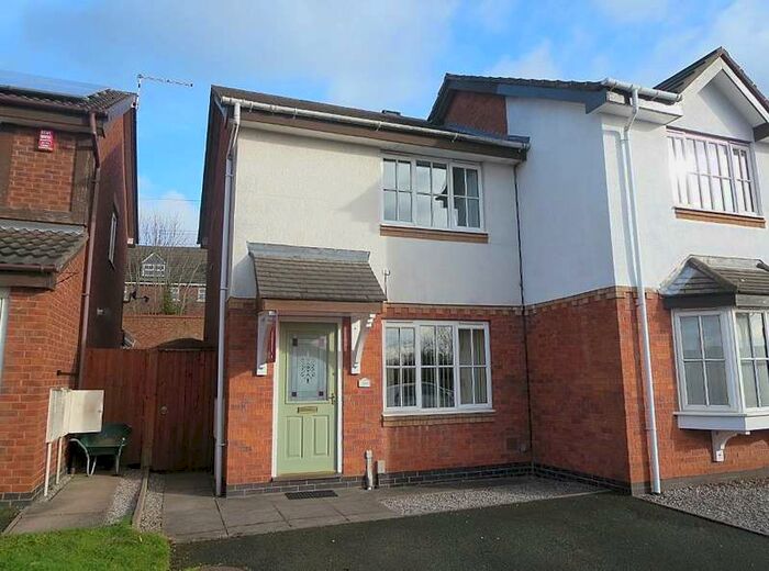 2 Bedroom Property To Rent In Taverners Drive Stone, ST15