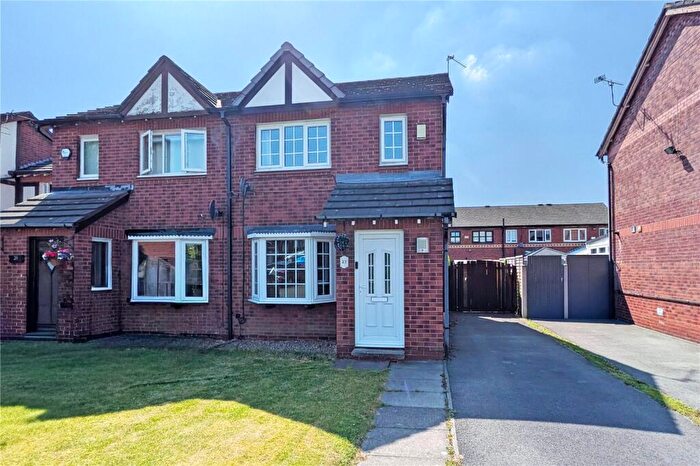 2 Bedroom Semi-Detached House For Sale In Durham Close, Dukinfield, Tameside, SK16