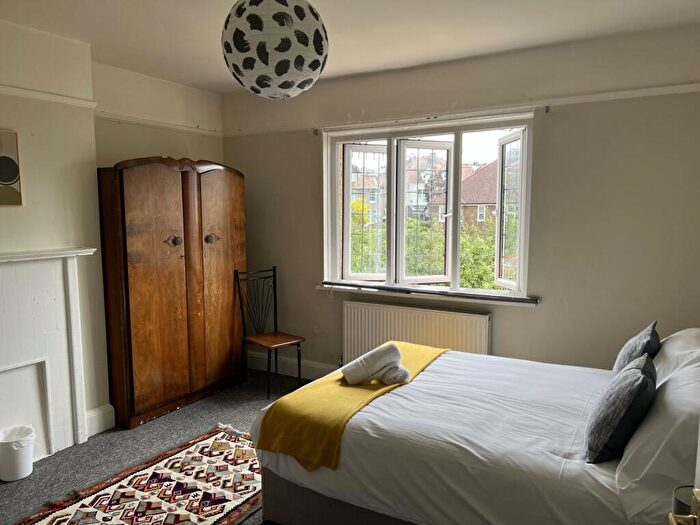 Flat To Rent In Davigdor Road, Hove, East Sussex, BN3