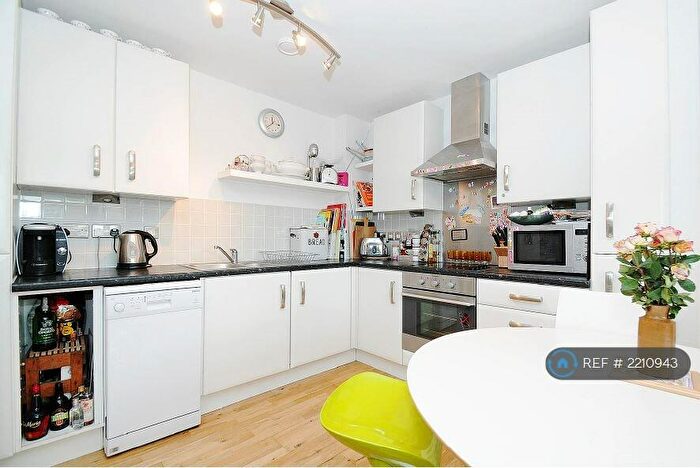 1 Bedroom Flat To Rent In Felstead Street, Hackney Wick, E9