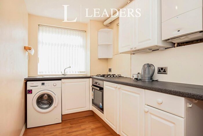 2 Bedroom Flat To Rent In Sapphire Drive, Leamington Spa, CV31