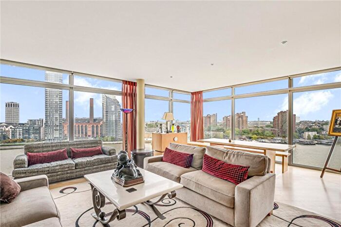 2 Bedroom Apartment For Sale In Battersea Church Road, London, SW11