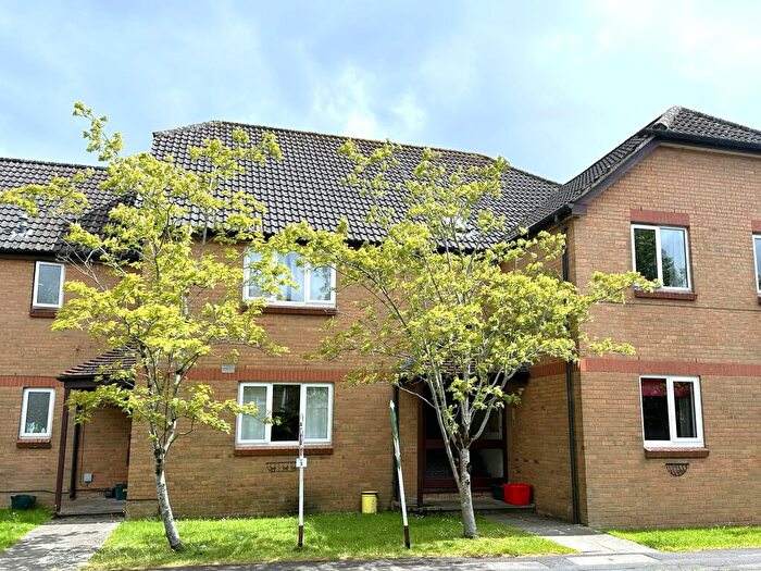1 Bedroom Flat For Sale In Malthouse Court, Frome, Somerset, BA11