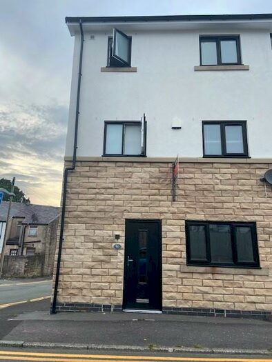 4 Bedroom House To Rent In Balmoral Road, Darwen, BB3