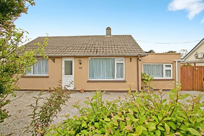 3 Bedroom Bungalow For Sale In Hayle Road, Leedstown, Hayle, Cornwall, TR27