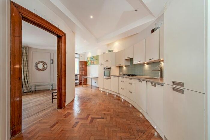 1 Bedroom Flat To Rent In St. John Street, London, EC1V