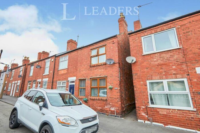 3 Bedroom Terraced House To Rent In Springfield Garden, Ilkeston, DE7
