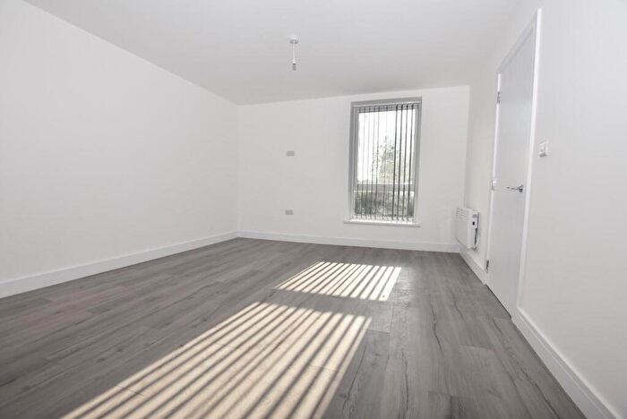 1 Bedroom Flat To Rent In Flat D - Occupation Road, Newbold, S41