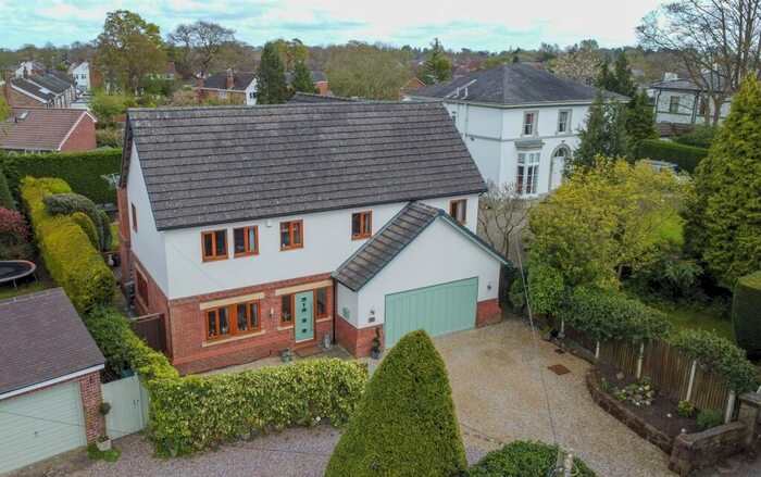 4 Bedroom Detached House For Sale In Dibbinsdale Road, Wirral, CH63