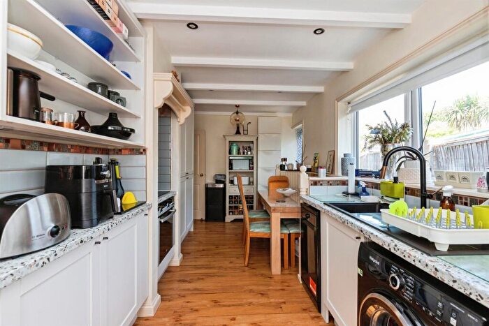2 Bedroom Detached Bungalow For Sale In Pingle Close, Whittlesey, Peterborough, PE7