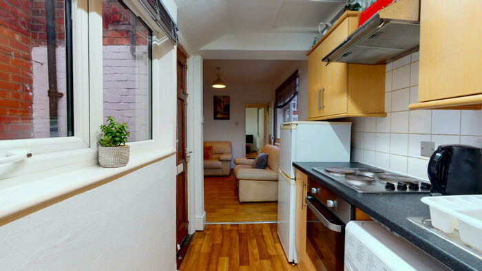 2 Bedroom Terraced House To Rent In St Andrews Street | Student House | /, LN5