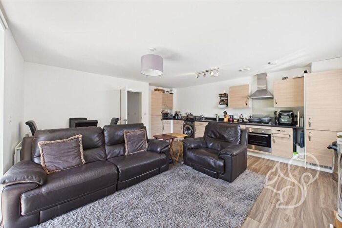 2 Bedroom Flat For Sale In Cunard Square, Chelmsford, CM1