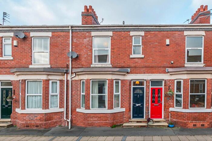 3 Bedroom Terraced House For Sale In Worthington Street, Old Trafford, Manchester, M16
