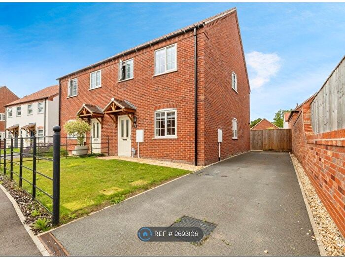 3 Bedroom Semi Detached House To Rent In Main Drive, Lincoln, LN2