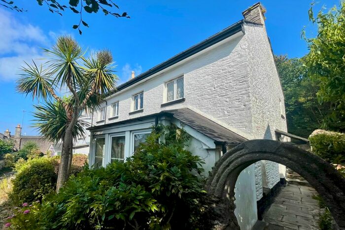 2 Bedroom Flat To Rent In Parsonage Road, Newton Ferrers, Plymouth, PL8