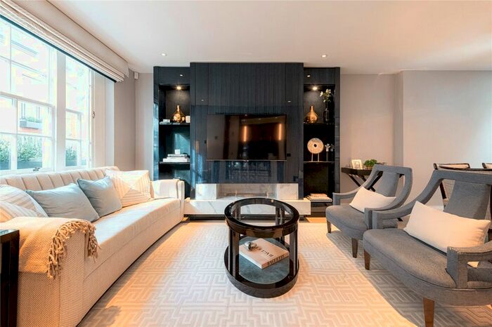 4 Bedroom Detached House To Rent In Clabon Mews, Knightsbridge, London, SW1X