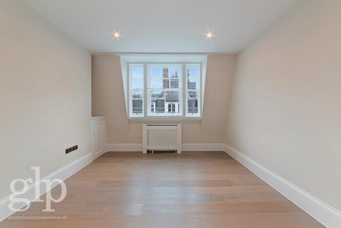 2 Bedroom Flat To Rent In Mercer Street, Covent Garden, WC2H