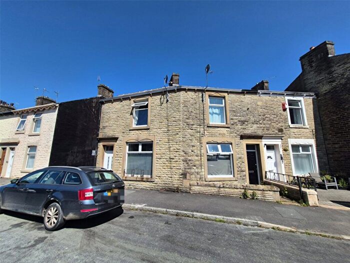 4 Bedroom End Of Terrace House For Sale In Trinity Street, Oswaldtwistle, Accrington, Lancashire, BB5