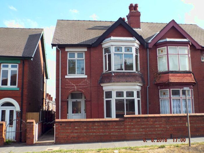 3 Bedroom Semi-Detached House To Rent In Warmsworth Road, Doncaster, DN4