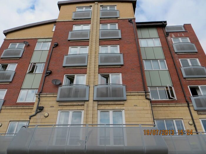 2 Bedroom Flat To Rent In High Quay, City Road NE1