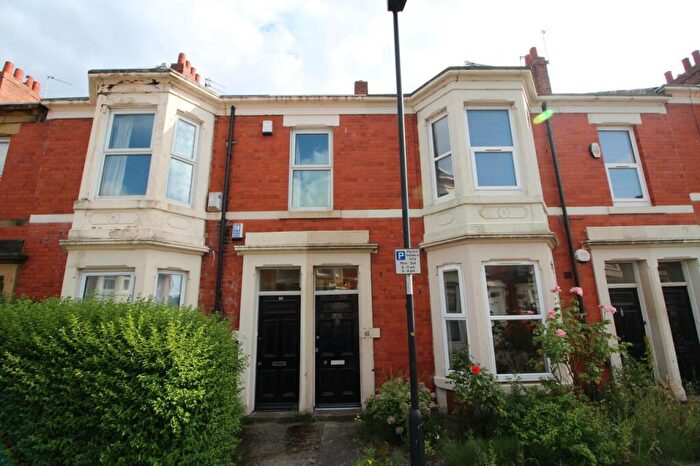 3 Bedroom Flat To Rent In Oakland Road, Jesmond, Newcastle Upon Tyne, NE2