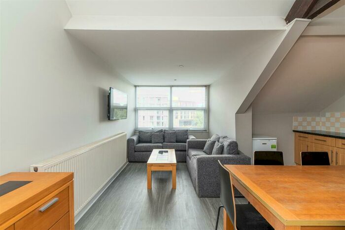 5 Bedroom Maisonette To Rent In Osborne Terrace, Jesmond, Newcastle Upon Tyne, NE2