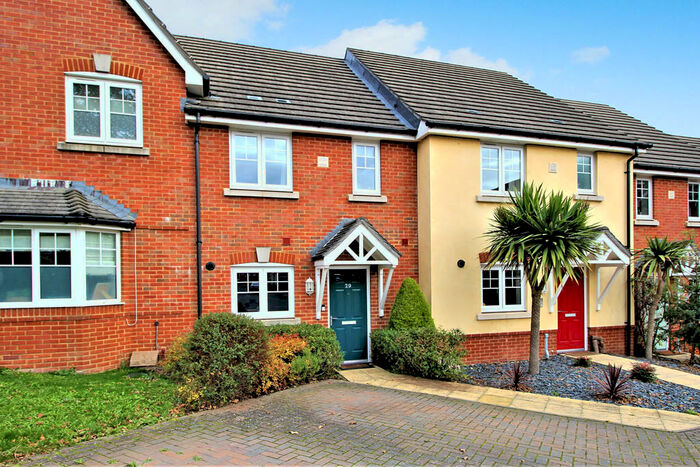 3 Bedroom Terraced House To Rent In Garstons Way, Holybourne, Alton, GU34